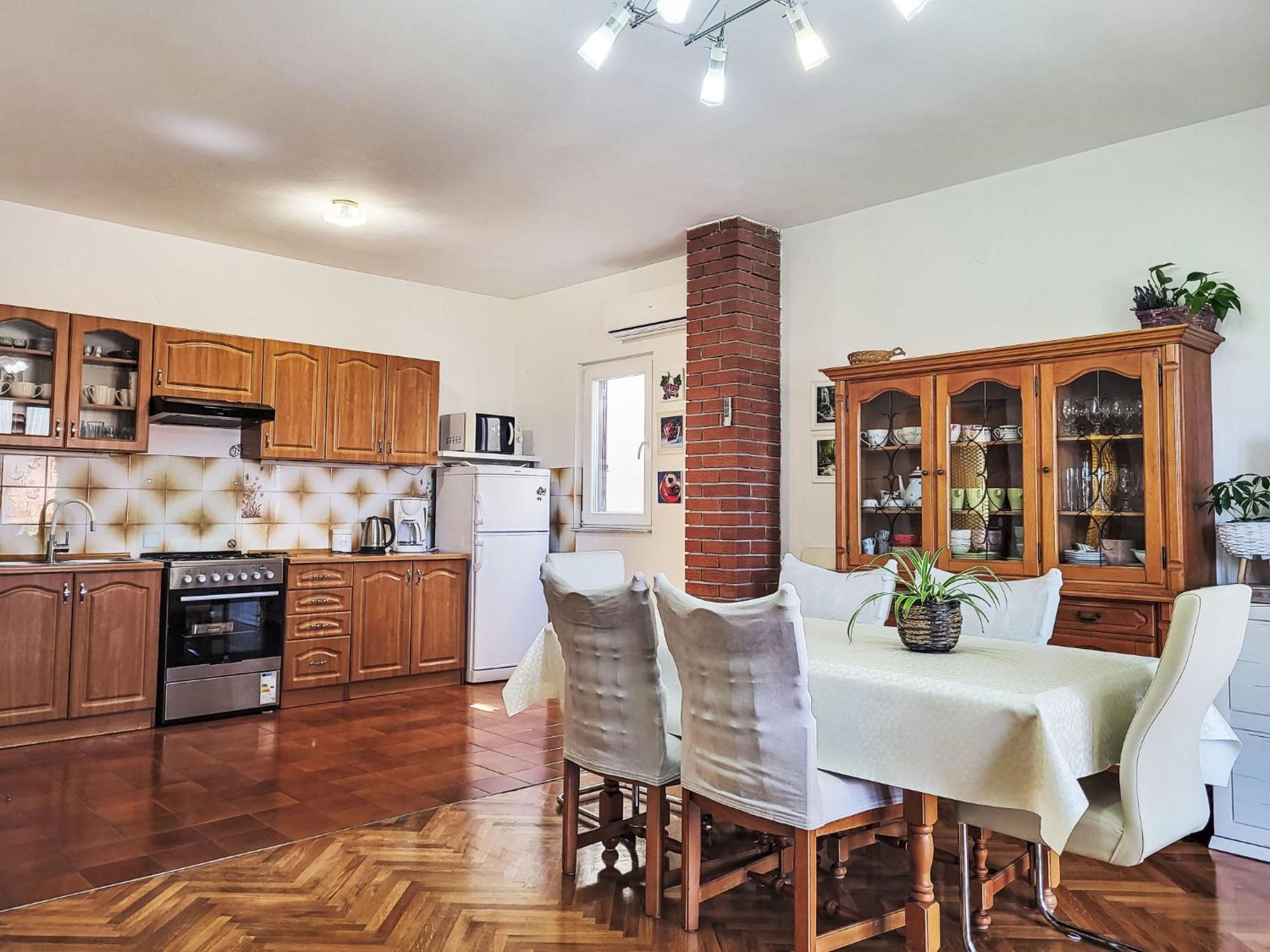Apartment Ana - Big350 By Interhome Турань Екстер'єр фото